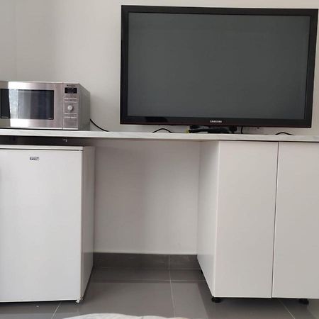 Stunning Double Room In Harrow Wembley - Khoob House Londra Exterior foto