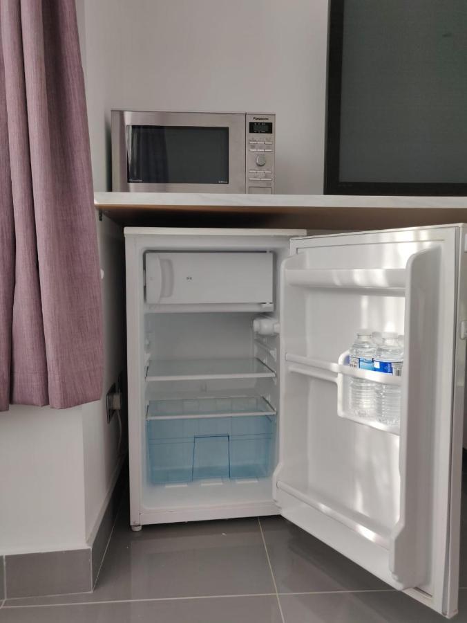 Stunning Double Room In Harrow Wembley - Khoob House Londra Exterior foto